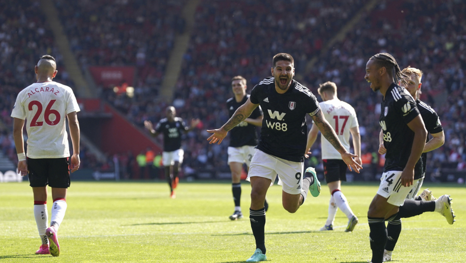 MITRE, DOKTORE Mitrović može sve sam, Srbinova dva gola za preokret Fulama u londonskom derbiju (VIDEO)