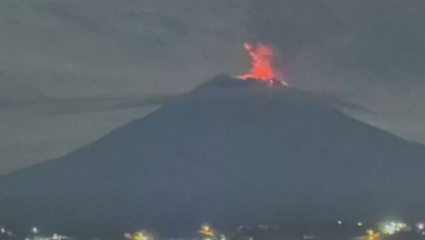 ETNA SE "PROBUDILA" Zatvoren aerodrom u Kataniji zbog erupcije vulkana (VIDEO)