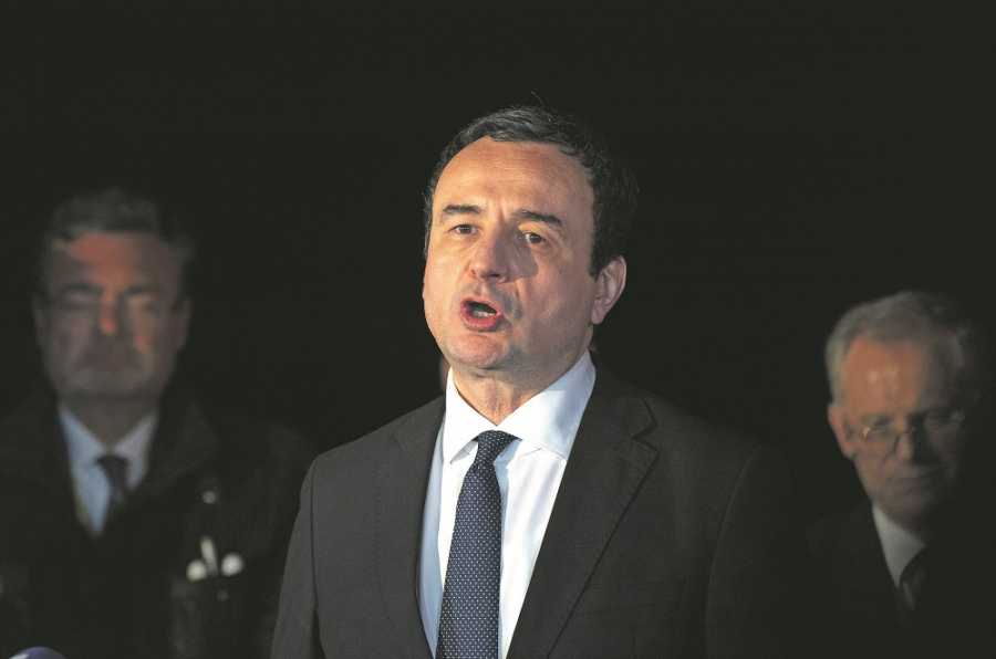 GLAS RAZUMA Amerikanac stao uz Noleta i upozorio Albance: Kurti, ne politizujte krštenje dece (FOTO)