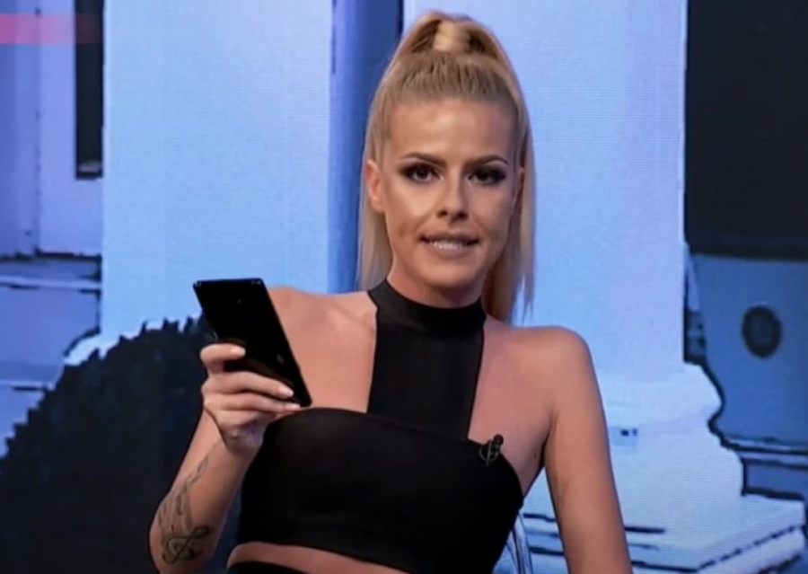 MIMU ŽIVKOVIĆ DANAS NIKO NE MOŽE DA PREPOZNA Pravila je skandale i sukobljavala se u Zadruzi, a onda odjednom nestala! (FOTO)