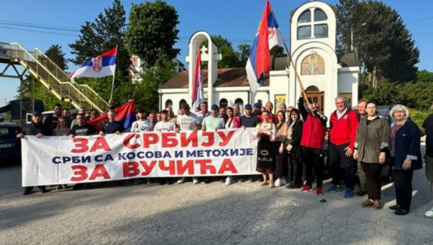 DOČEK UZ POGAČU I SO Mladići iz Leposavića i Severne Mitrovice stigli do Čačka (FOTO)