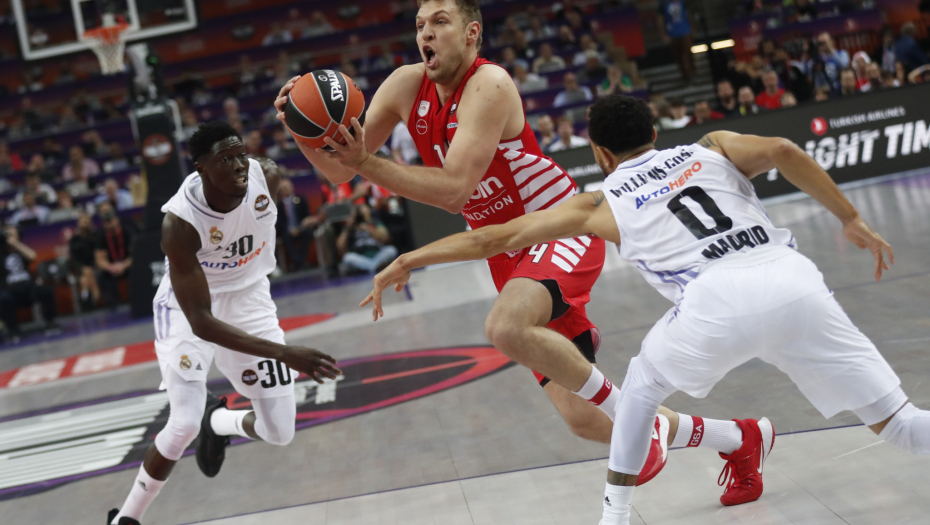 PONOVO U CRVENO-BELOM Bivši košarkaš Partizana ima novi klub