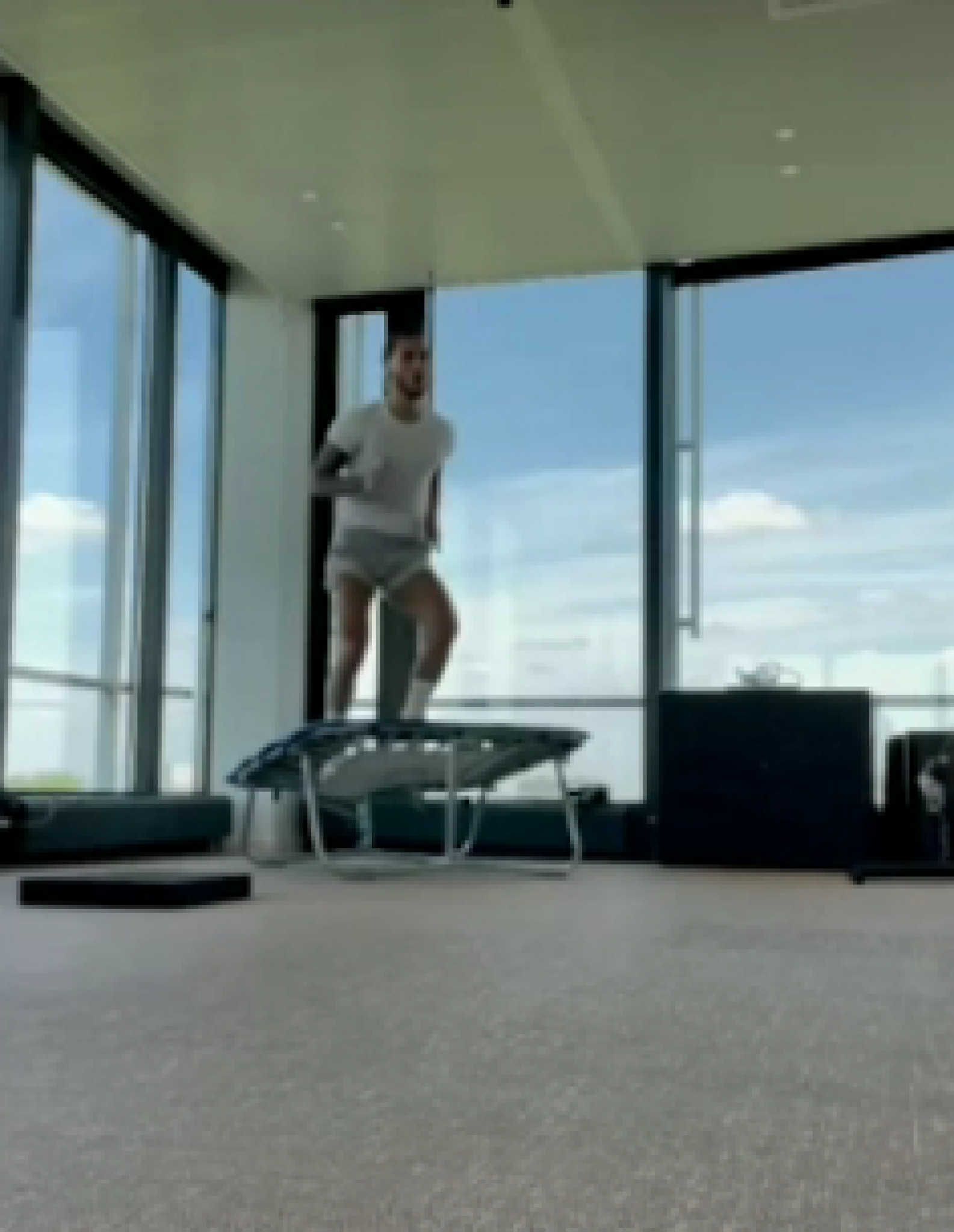 SRCE ŠAMPIONA Oživljavali su ga na terenu, a ovo je dokaz da se Srbin sprema za povratak na teren