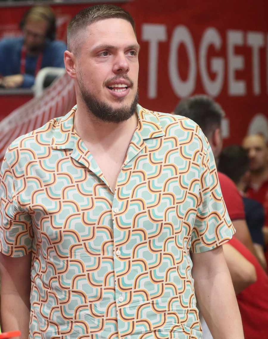 SRAMOTNO! Učenicu OŠ Petar Petrović Njegoš u Vrbasu zlostavljaju drugi đaci na nacionalnoj osnovi: Surovo nasilje nad malom Romkinjom!