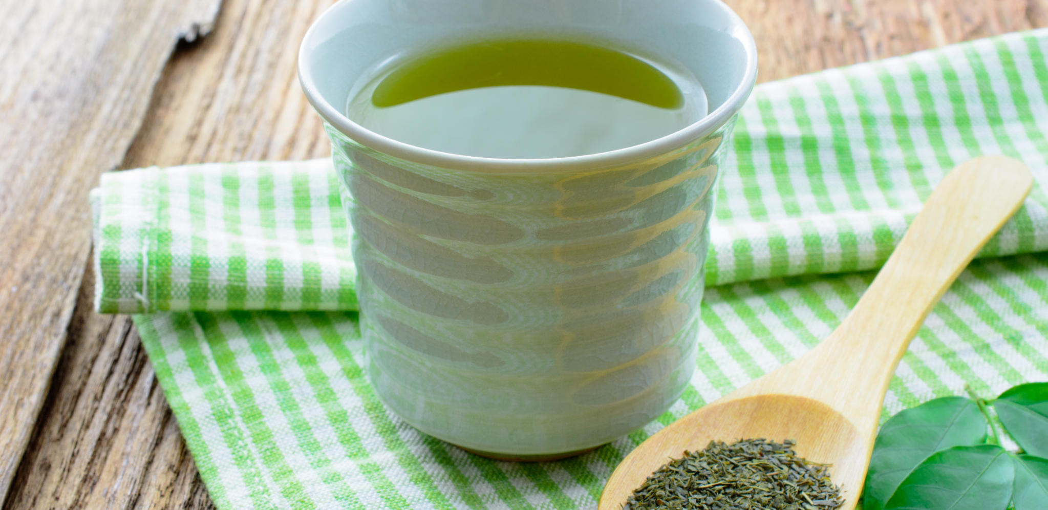 OPREZNO GA PIJTE! Stručnjaci su utvrdili da je zeleni čaj veoma štetan za jedan važan organ