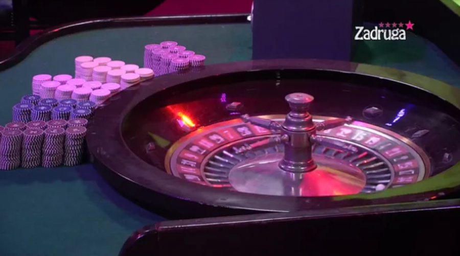 TAKMIČARI NE SLUTE DA ĆE VEČERAS ON UĆI U ZADRUGU Nakon nekoliko nedelja desiće se opšti haos!