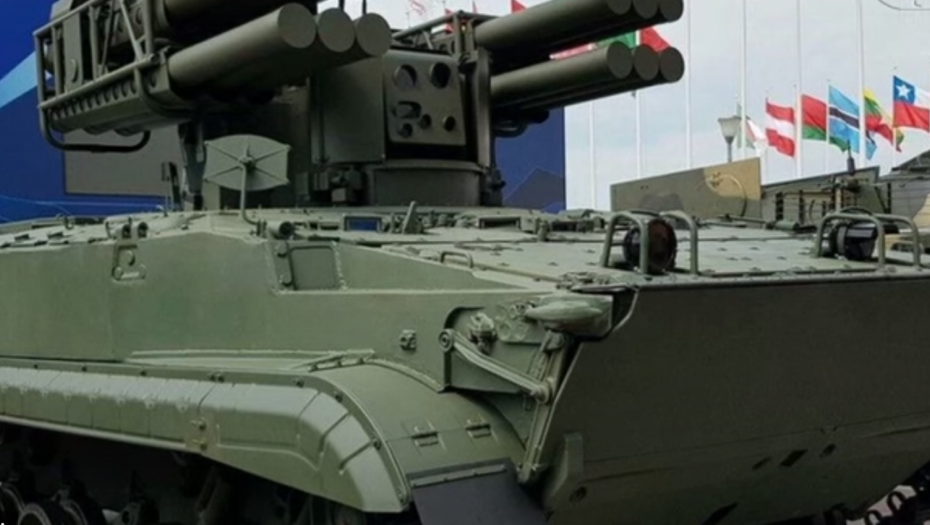 RUSI ŠALJU MOĆNOG "PTIČARA" NA FRONT Na bojno polje dolazi padobranom