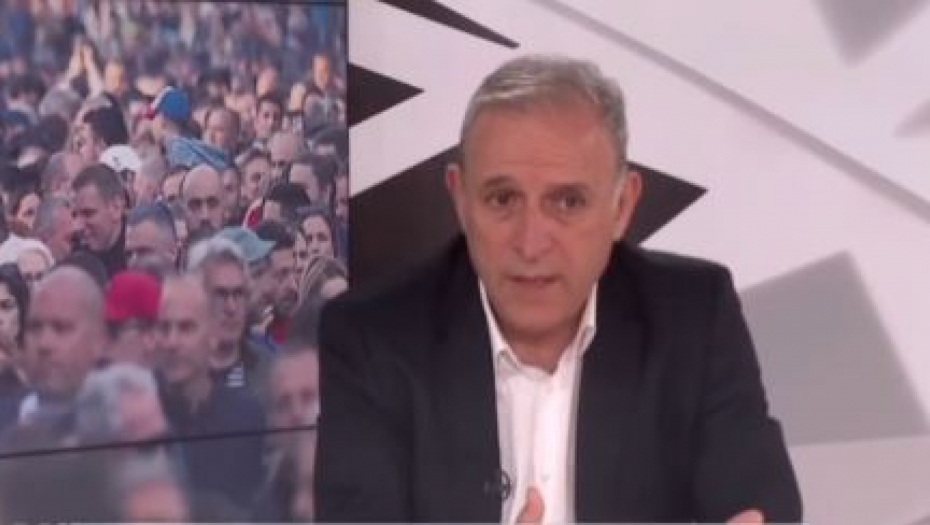 PONOŠ U DEPRESIJI "Vučić ništa ne da strancima" (VIDEO)