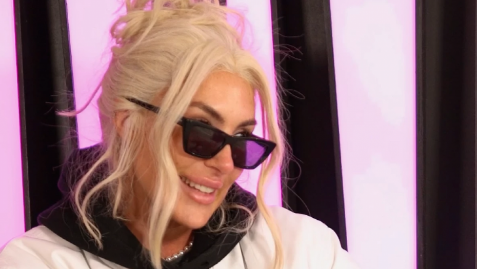 MIŠIĆI BILI NAMENJENI DRUGOME: Senida svoj najveći hit namenila svojoj koleginici, pa se predomislila