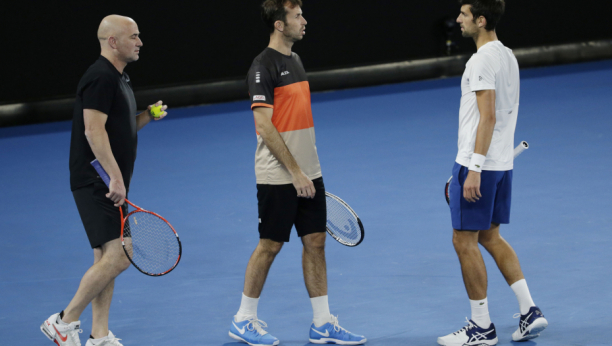 AGASI SUROVO ISKREN O DOMINACIJI "VELIKE TROJKE" Da nije bilo nekog od njih trojice, neki igrač bi sad imao 34 grend slema