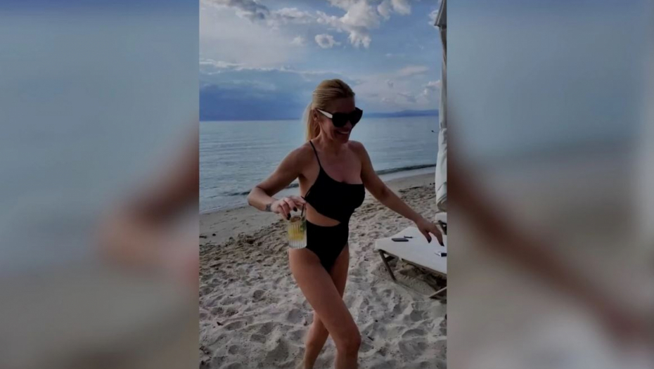NATAŠA BEKVALAC SE SKINULA U KUPAĆI I ZAPALILA DRUŠTVENE MREŽE! Srpska barbika pokazala izvajanu figuru, komentari se samo nižu! (FOTO)