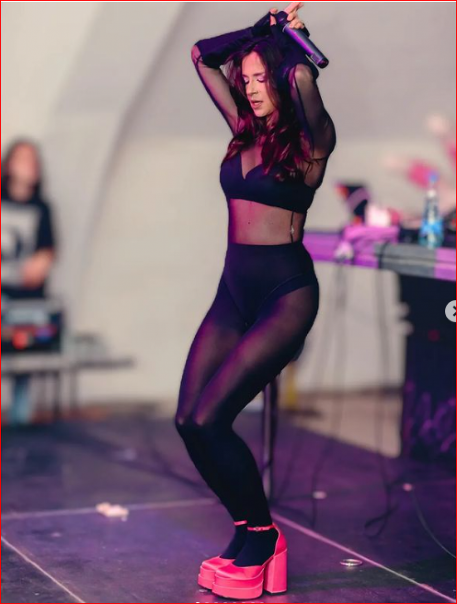 OVO JE MUŽ SAJSI MC! Trpeo je strašne uvrede zbog njene odluke, nikada ih nismo videli zajedno u javnosti, a bio je žestok navijač!