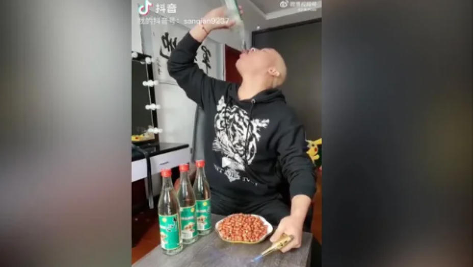 Poznati Tiktoker preminuo zbog izazova