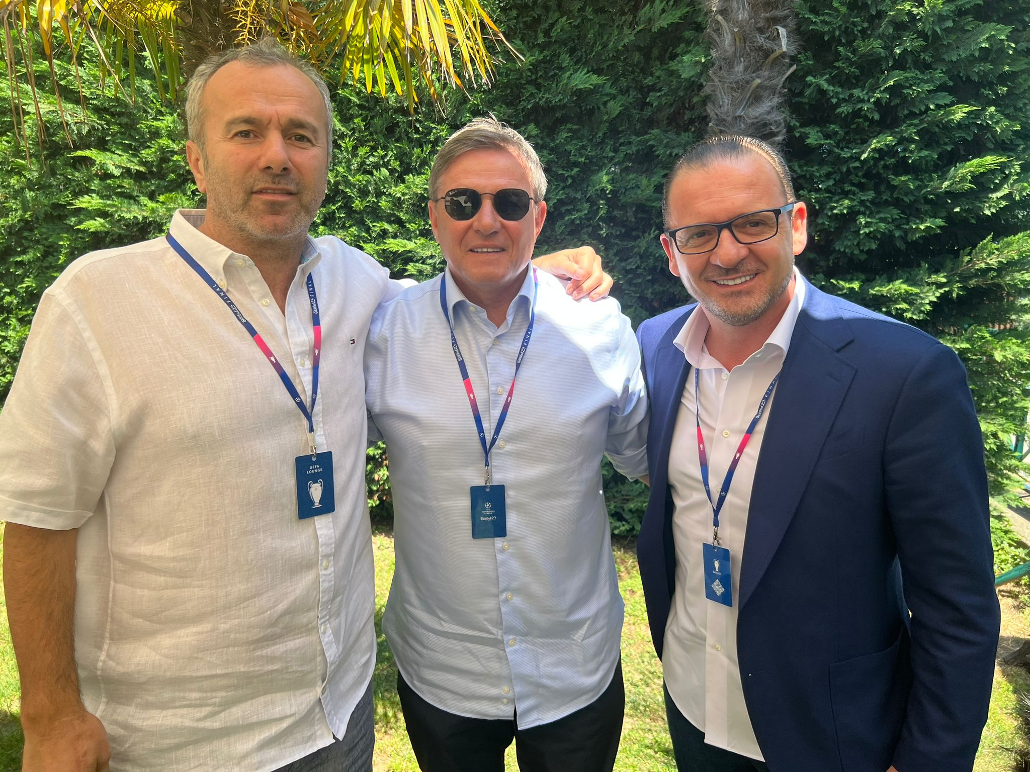 Piksi, Dejo i Mijatović