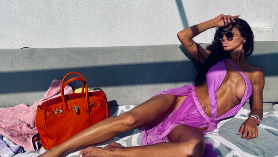 Slađa Lazić otputovala bez Maje 