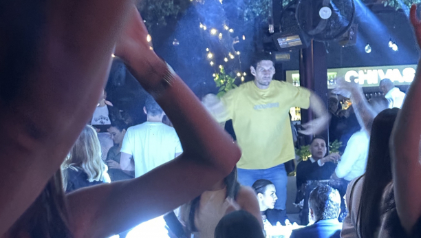 Bobi Marjanović na nastupu Ane Kokić