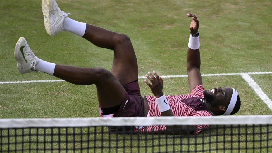 Tijafo slavio u Štutgartu