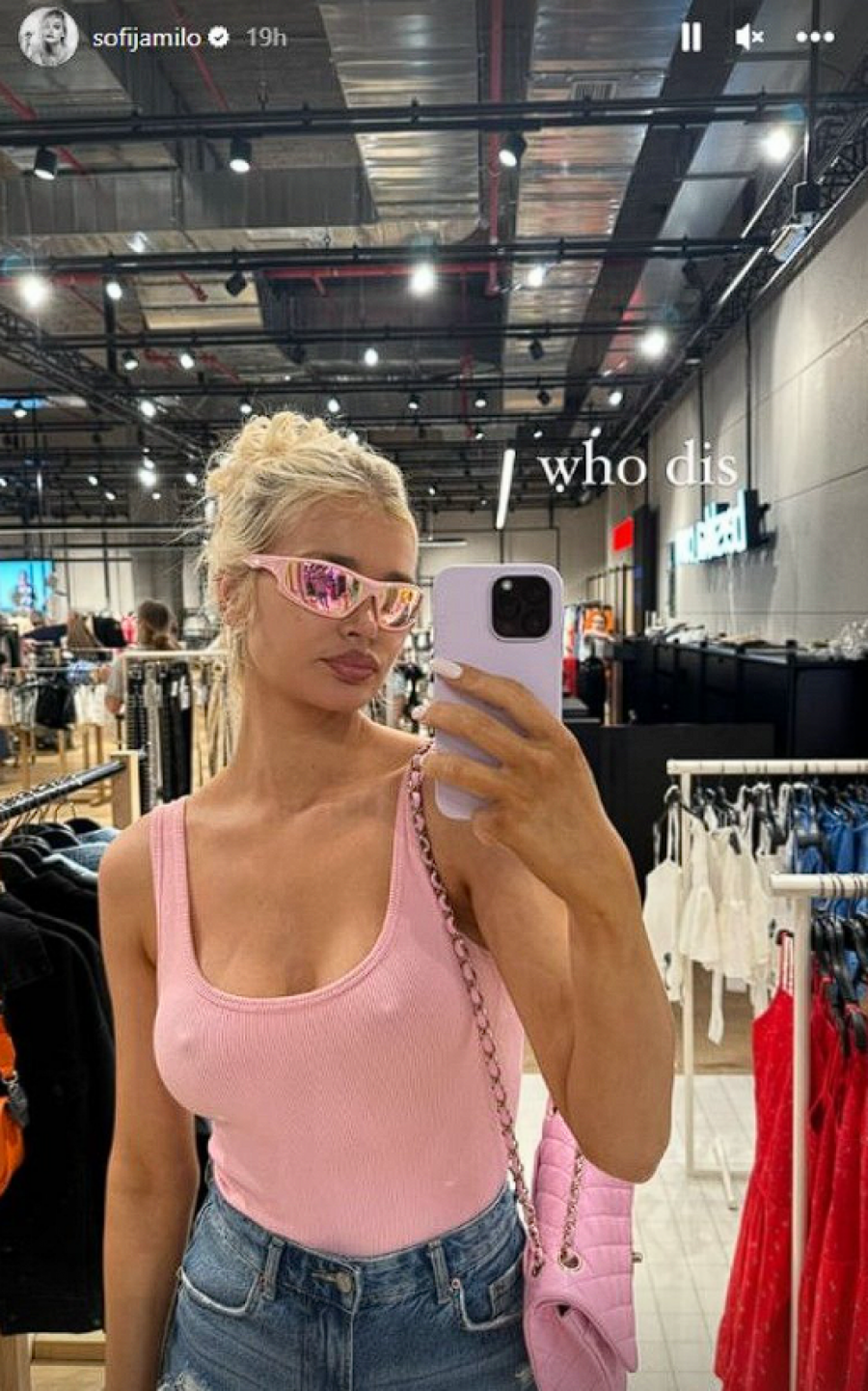 sofija milošević pokazala bradavice