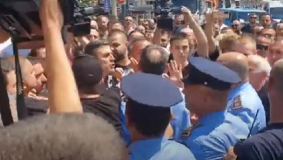 Protest u Gračanici