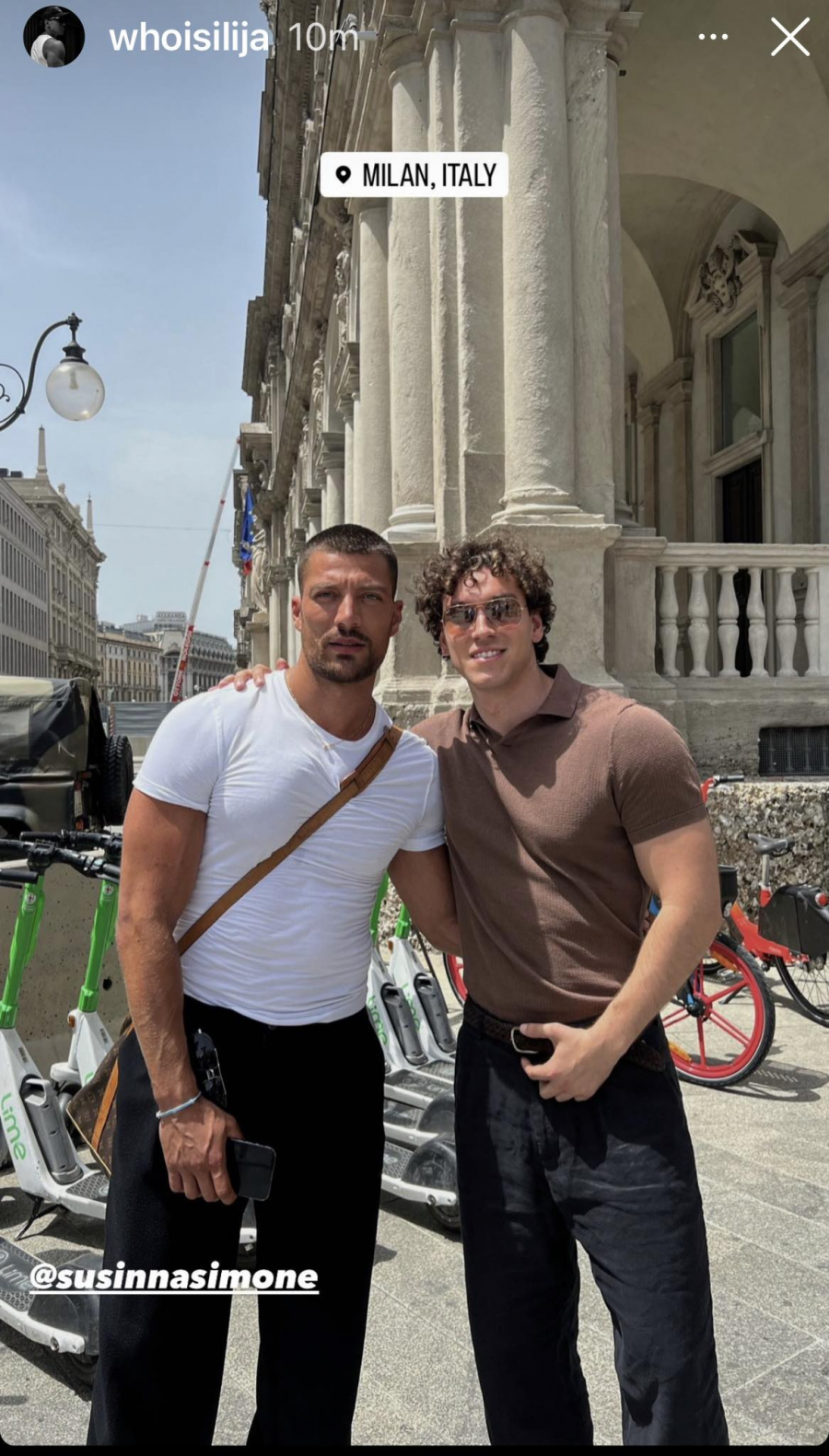 Voditelj sa glumcem i manekenom