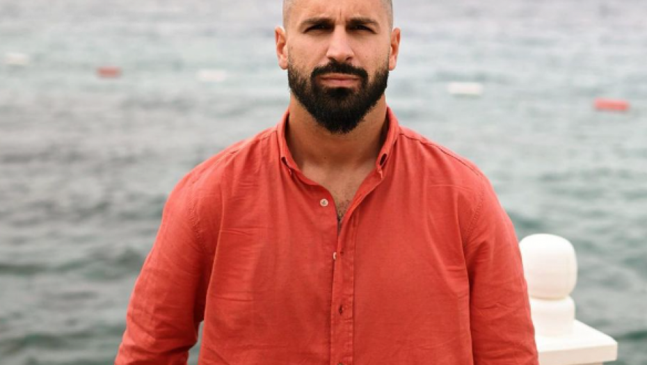 Evo kako danas izgleda voditelj