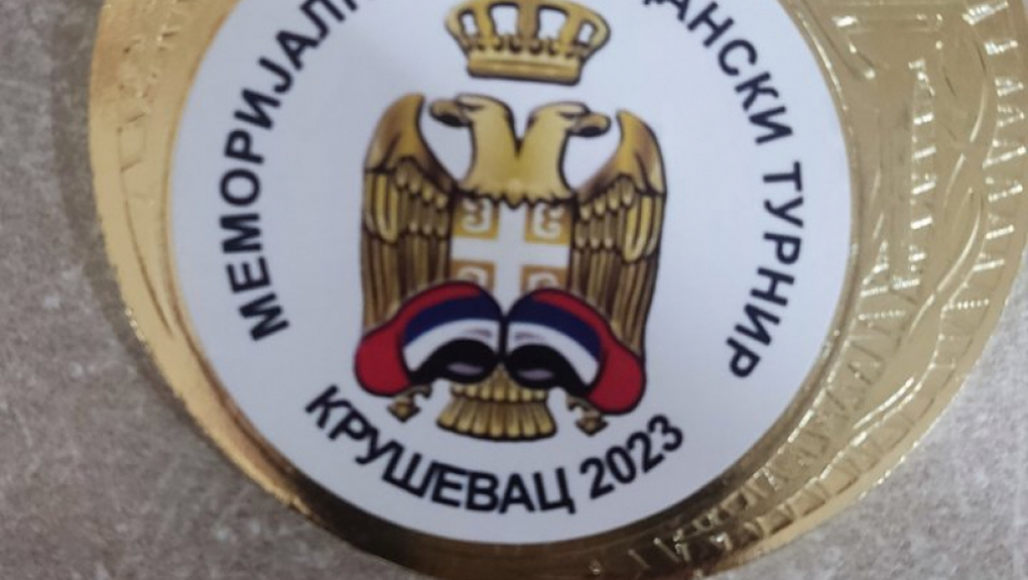 osvanjanje zlatne medalje u boksu