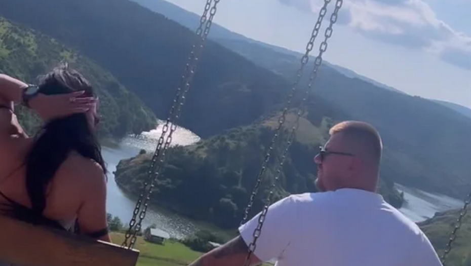 Janjuš i Sandra Čaprić