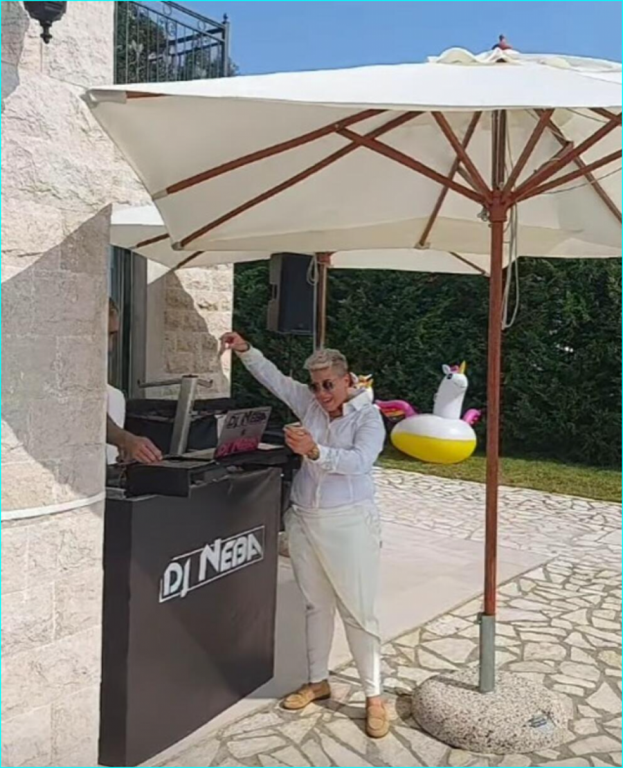 Matoru pogodila pesma