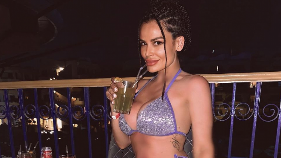 Indira Indi Aradinović