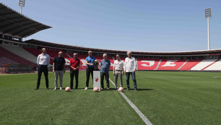 Zvezda postavila hibridni teren