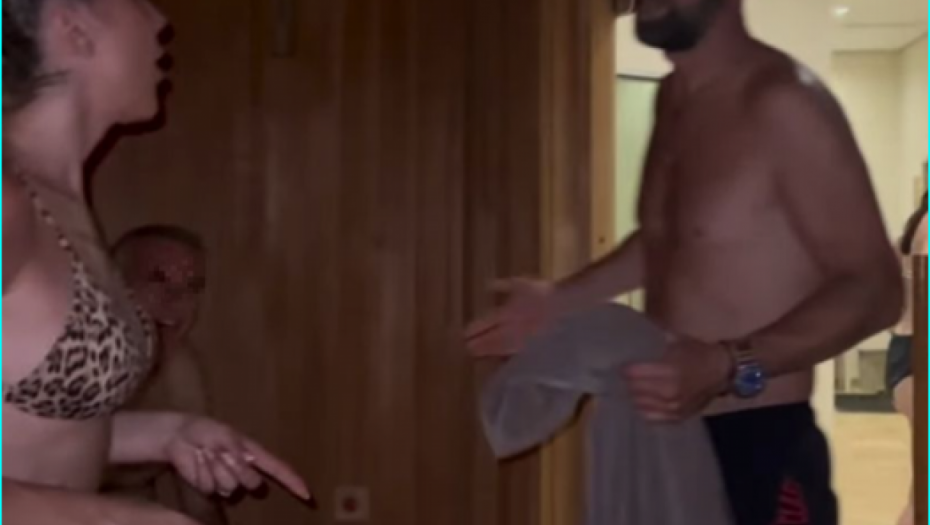 Jovana Jeremić i sauni 