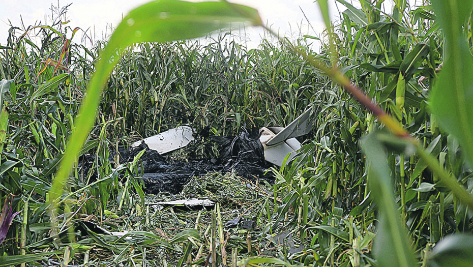 batajnica pad aviona