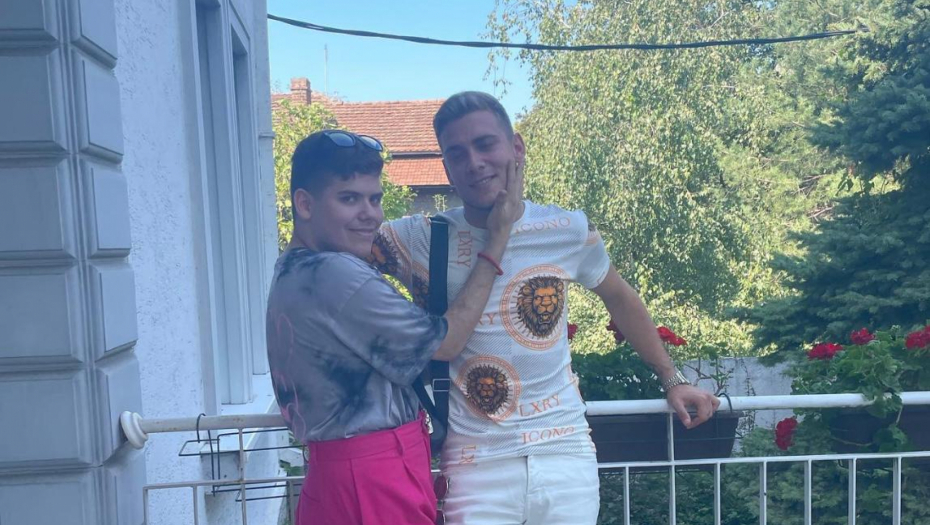 Prisni zagrljaji budućih učesnika