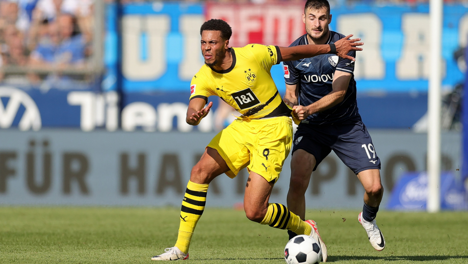 Dortmund remizirao sa Bohumom