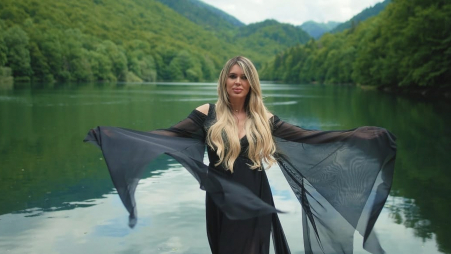 "Reci sine" u obradi Jasne Šćepanović