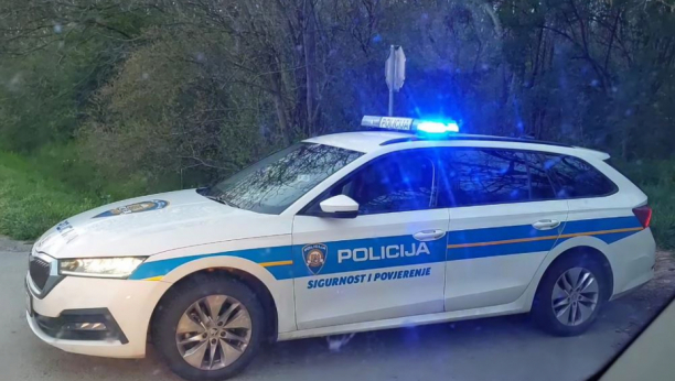 vozilo hrvatske policije