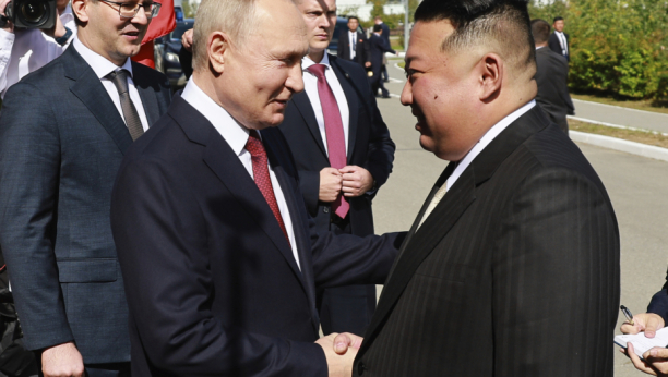 Vladimir Putin i Kim Džong-Un
