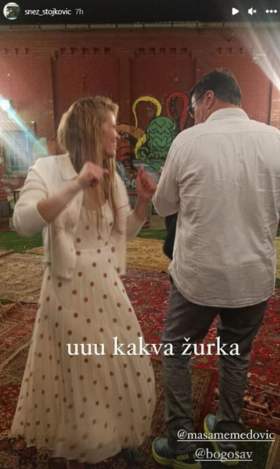 Jovan Memedović sa novom devojkom