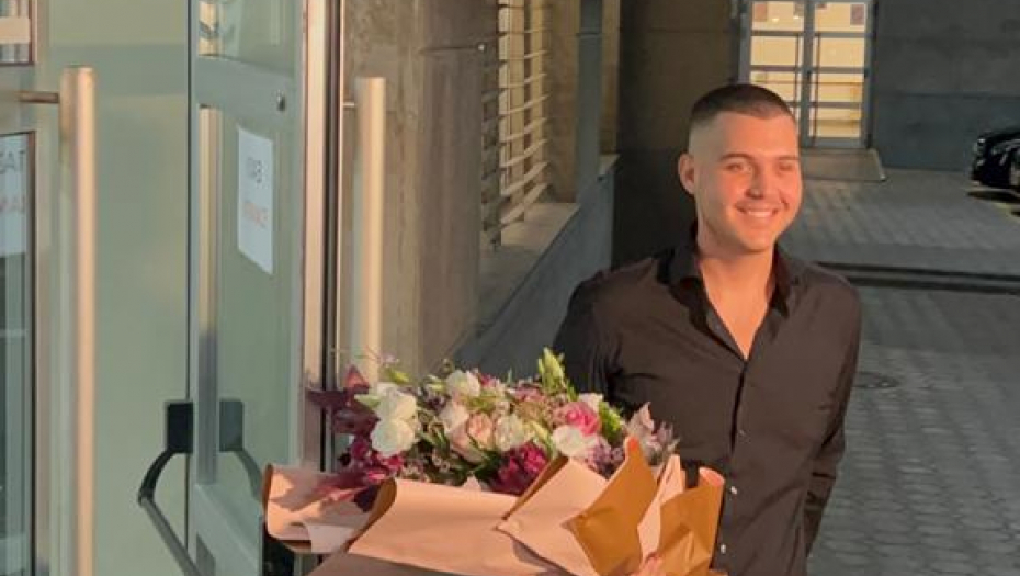 Viktor Živojinović stigao iz Amerike direktno na koncert Aleksandre Prijović