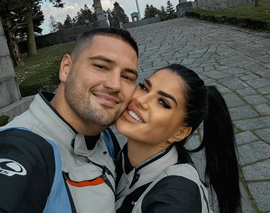 Ljuba Perućica sa devojkom