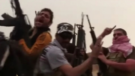 Iran je upozorio američkog predsednika Donalda Trampa da će započeti akcije unutar SAD sa terorističkim "ćelijama spavača" ako bude napadnut, u poruci poslatoj dan pre američkih udara, javio je ABC njuz pozivajući se na obaveštajne izvore.