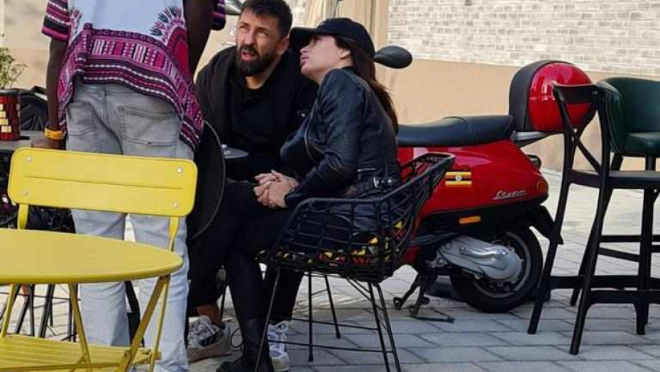 Ognjen i Mina u restoranu