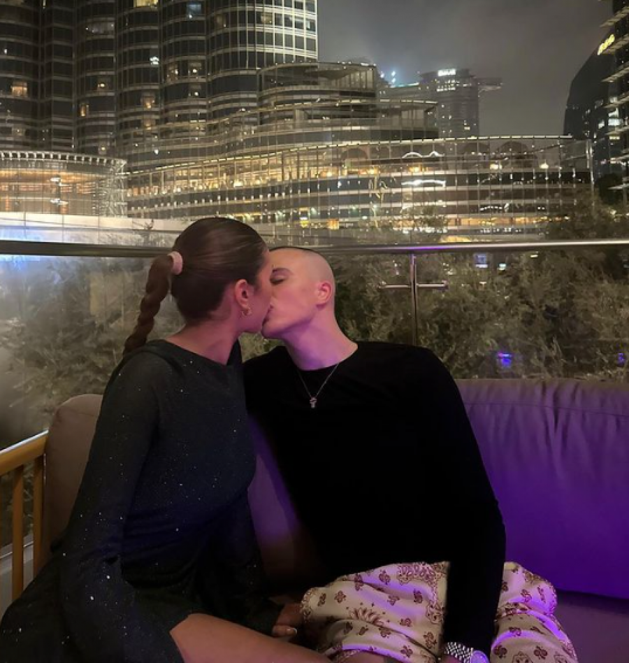 Vojaževa nova devojka