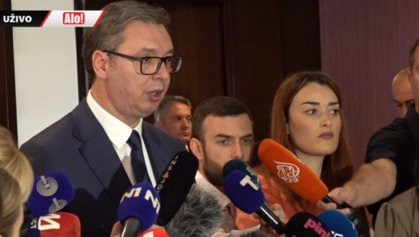 Predsednik Vučić na Svečanoj akademiji uoči 45 god. Instituta za kardiovaskularne bolesti ”Dedinje”