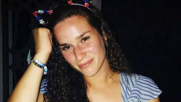 konobarica sa festivala smrti