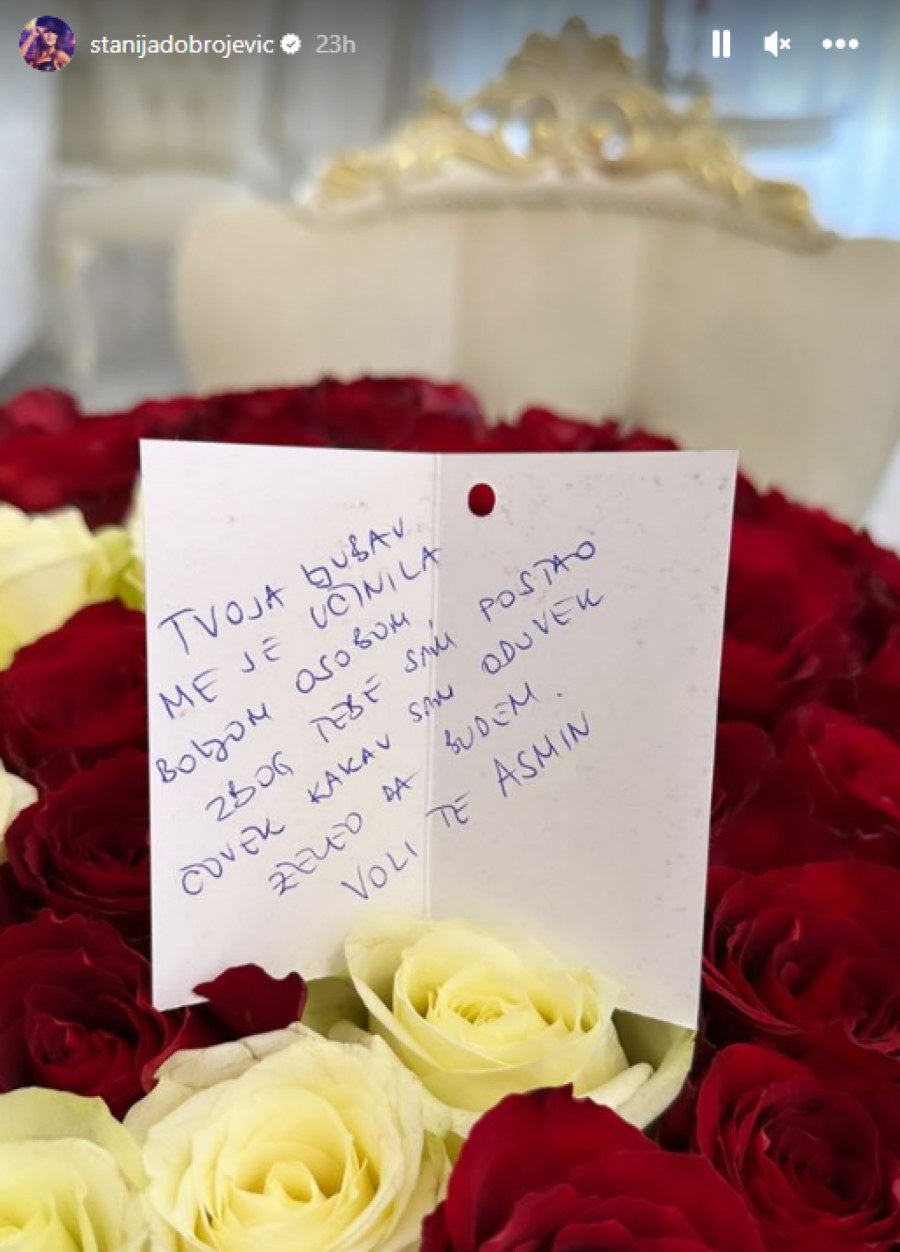 Stanija Dobrojević dobila poklon od Asmina