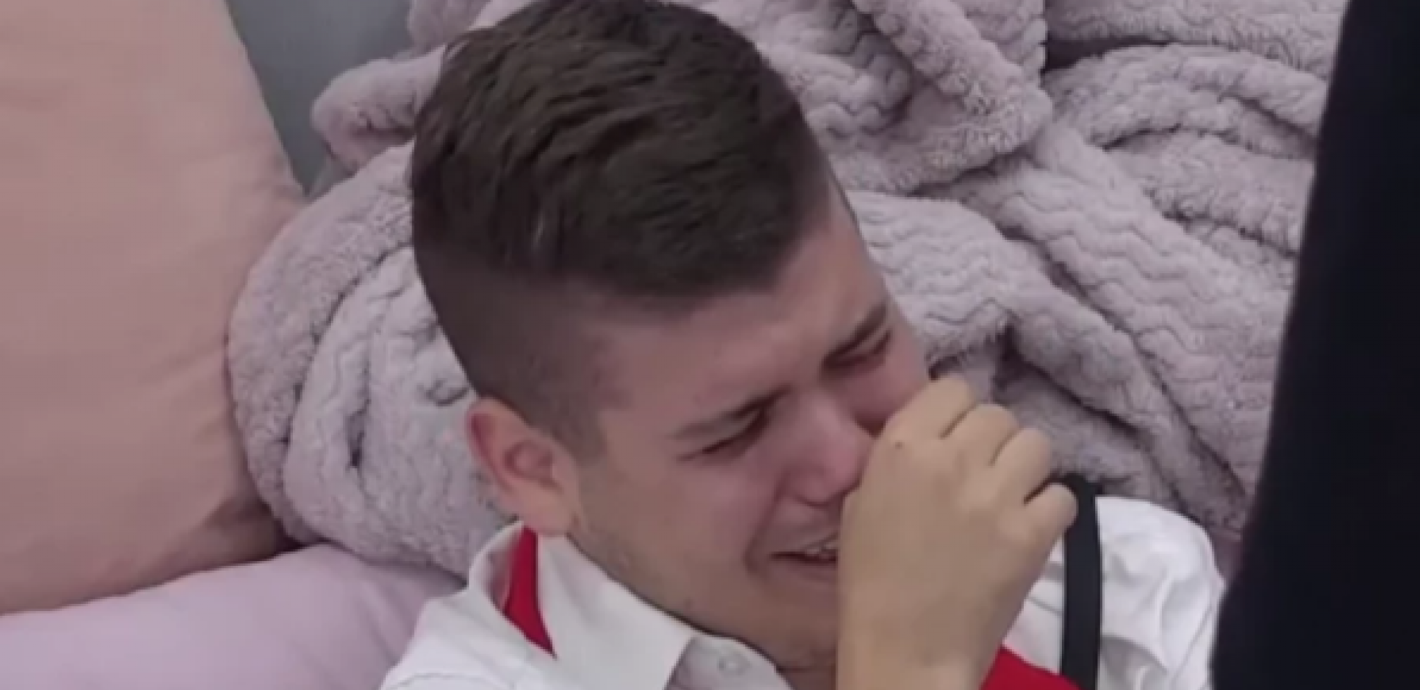 Uroš Stanić grca u suzama