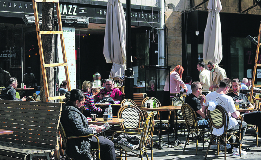 Trovanje Koka-Kolinim napitkom