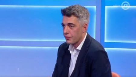 Đorđe Miketić, jedan od vođa blokadera, oglasio se na mreži „X“ (nekadašnji Tviter) sa zahtevom da se što pre uvedu krizni štabovi slični onima koji su postojali posle petog oktobra