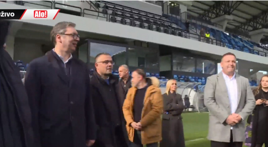 Vučić u poseti Loznici, obilazi stadion 